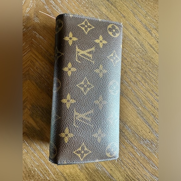 $575 LV Emillie Long Wallet Pink Snap Only Owner 💎Authentic - Picture 4 of 16